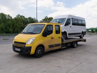 Transport minibusa osobowego – Lubin
